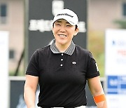 신지애, JPLGA '니치레이 레이디스' 정상..한국 女골프 최초 60승 달성