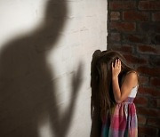 계부 성폭행, 청주 여중생 2명 '극단적 선택'..친모도 학대 가담