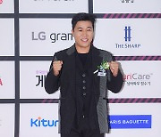 김종민, '네고왕' 스핀오프 '완판왕' MC 낙점 [공식]