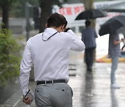 [내일 날씨]전국 대체로 흐리고 곳곳 소나기.."우산 챙기세요"