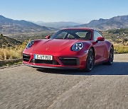 포르쉐 AG, '911 GTS' 모델 공개.."3.3초면 100km/h까지 가속"