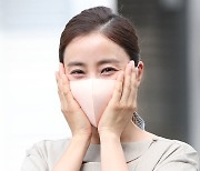 [E포토] 박은혜, '아름다운 꽃받침'