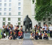 런던에서 한국을 만나다! 영국인 대상 워킹투어 진행