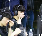 [포토] 포즈 잡는 젠지 e스포츠 '클리드' 김태민