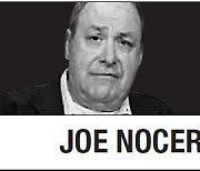 [Joe Nocera] Era of exploiting college athletes is ending