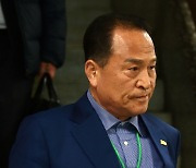김영만 군위군수 업무상배임 징역 6월 선고