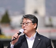 조원진, 윤석열 직격.."문재인 구하기 위해 조국 수사했다는 尹, 文 시즌2에 불과"