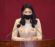 민주당 "조선일보 선 넘어도 한참 넘었다..언론중재법 서두를 것"