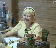 '오발' 홍윤화 "불사른 스페셜 DJ 첫방, 몸 약간 쑤시긴 해" 웃음