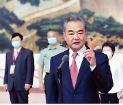 중국 외교장관, 주중 외교사절에 "공산당 없으면 신중국 없어"(종합)