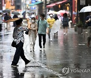 [날씨] 전국 곳곳 비 소식..서울 낮 최고 27도