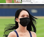 치어리더 이나경 '청순 비주얼에 애교 미소까지~' [MK화보]