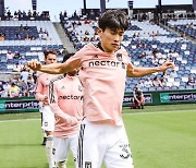 김문환, 순식간에 수비 제치고 MLS 데뷔골.. LAFC는 1-2 패배