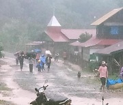 밭일하다 지뢰에 숨진 13세 소년.. 미얀마軍 '악마의 알' 심어
