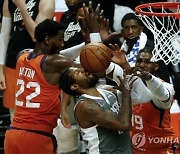 [NBA PO] '진흙탕 싸움 끝!' PHX..LAC 꺾고 시리즈 3승 신고