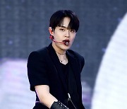 [포토] AB6IX 이대휘, '상남자 눈빛~'