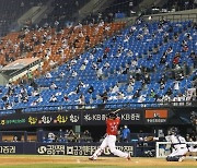 프로야구, 7월부터 수용인원 최대 70%까지 관중 입장