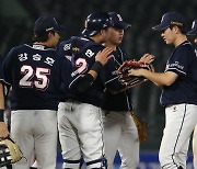 두산 이어 수도권 구단 관계자 또 확진..프로야구 '비상'