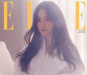'41세' 송혜교, 스타일리스트는 편하겠어..흰셔츠만 입혀놔도 예쁘네