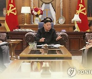 북한신문 "세도·관료주의, 당과 인민 이탈시키는 위험한 독초"