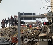 USA FLORIDA BUILDING COLLAPSED AFTERMATH