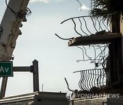 USA FLORIDA BUILDING COLLAPSED AFTERMATH