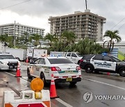 USA FLORIDA BUILDING COLLAPSED AFTERMATH