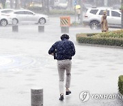 전북 남원·순창 '호우주의보'..내륙 곳곳에 소나기(종합)