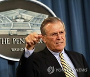 (FILE) USA RUMSFELD OBIT