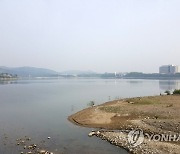 경주 보문호 수문 고치던 60대 민간잠수사 숨져(종합)