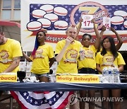 USA INDEPENDENCE DAY EATING CONTEST