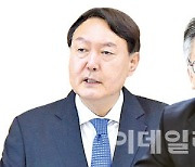 조국·김남국, 이재명 비판한 윤석열 한목소리로 비판