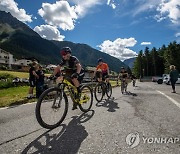 ITALY MOUNTAIN BIKING BIKE TRANSALP