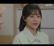 '멀푸봄' 박지훈X강민아, 공식 커플 인정.. 첫키스 질문에 당황