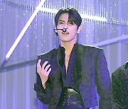 [MD포토] SF9 유태양 '강렬한 인상의 열창'