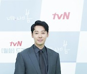 김동욱 너스레 "서현진 출연한다길래 결정" (너는나의봄)