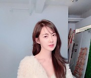 이요원, 42세 '애셋맘'의 청순 미모 끝판왕