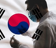 WHO, "섣부른 방역 규제 해제 안돼"..정부 "서울만 거리 두기 4단계 논의"