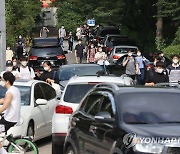 국가공무원 7급 공채 시험 마친 수험생들