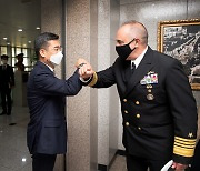 US Strategic Commander in charge of nuclear weapons visits S. Korea, Japan