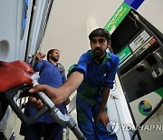 PAKISTAN ECONOMY PETROLEUM PRICES