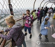 Virus Outbreak France Eiffel Tower