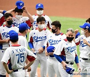 "마음이 무겁네요" 김경문호, 우여곡절 끝 첫 출항 [고척 현장]