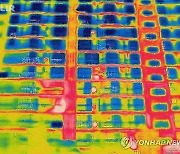 계속되는 더위, 밤에도 멈추지 않는 에어컨