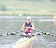 Jeong Hye-jeong is a one-woman Olympic rowing crew