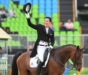 Korea's lone rider hopes to piaffe his way to a medal