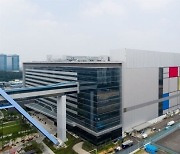 "TSMC 이기려면.." 삼성전자에 퍼진 파다한 소문 [박신영의 일렉트로맨]