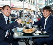 이준석과 치맥 회동한 윤석열 "결정의 시간 다가왔다"