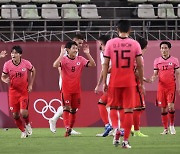 14분 뛰고 2골..살아난 이강인, 8강 길 열었다 [Tokyo 2020]