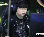 돌아온 '클리드' 김태민, 아프리카전 선발 정글러 [LCK]